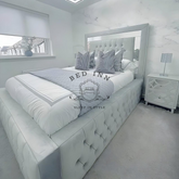 Charlotte Mirror Bed by Bed Inn Limited – Luxury, Elegance, and Custom Comfort for Modern Bedrooms