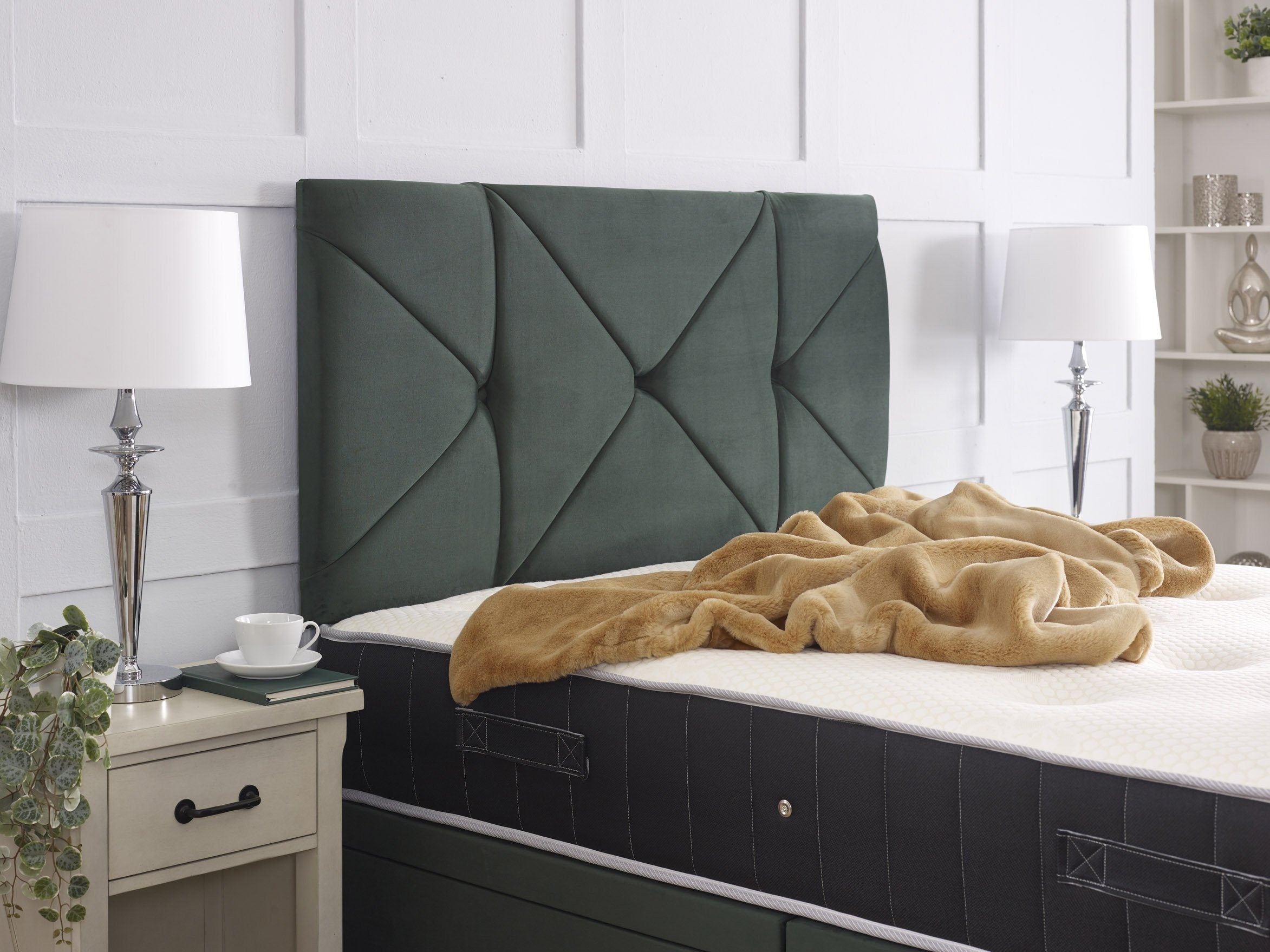 Bed Innovation Chelsea 1000 Pocket Sprung Memory Foam Divan Bed Set.